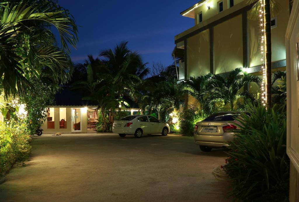 Naka Resort Kamala Beach Eksteriør billede