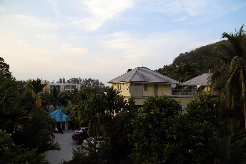 Naka Resort Kamala Beach Eksteriør billede