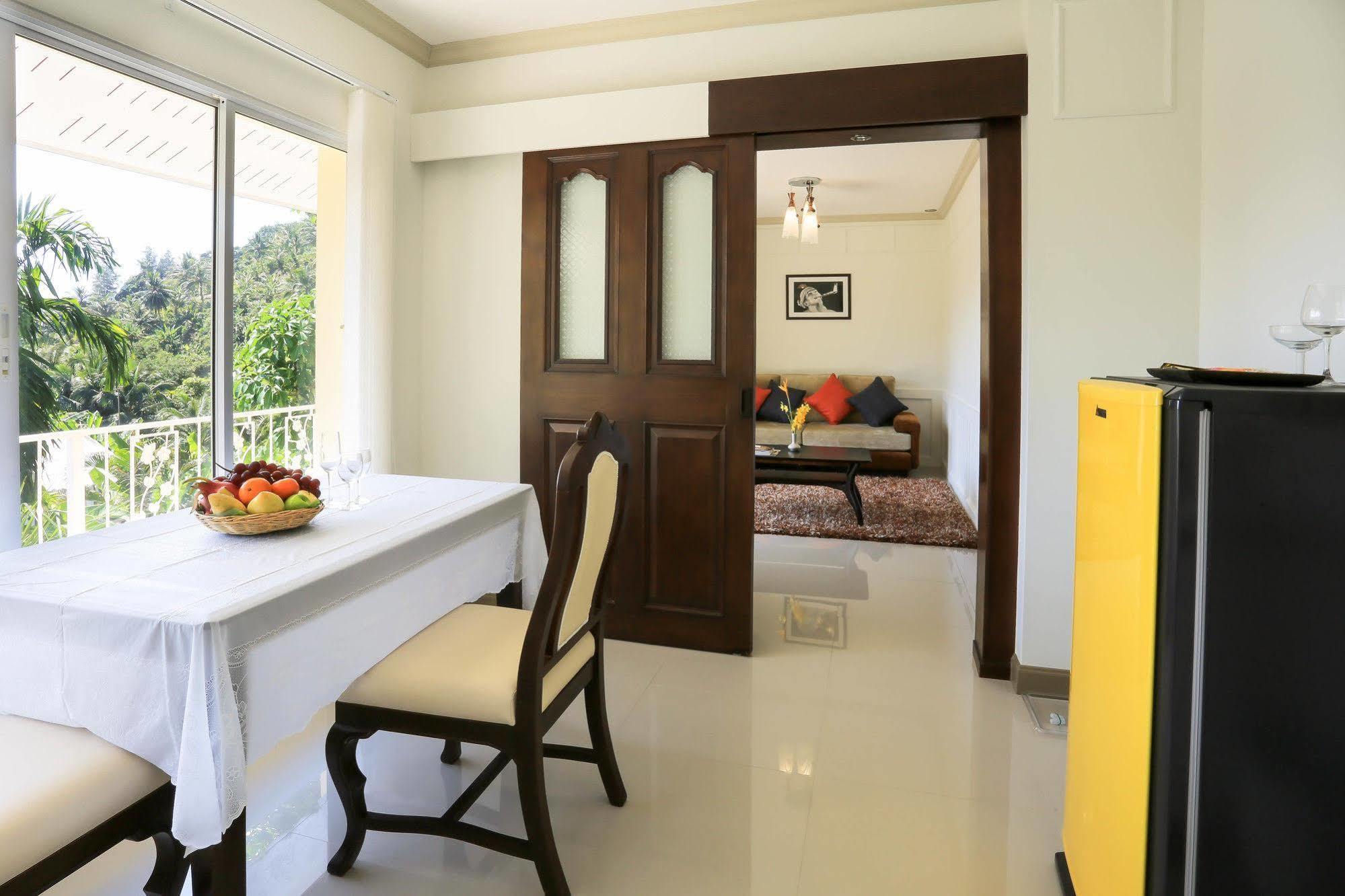 Naka Resort Kamala Beach Eksteriør billede