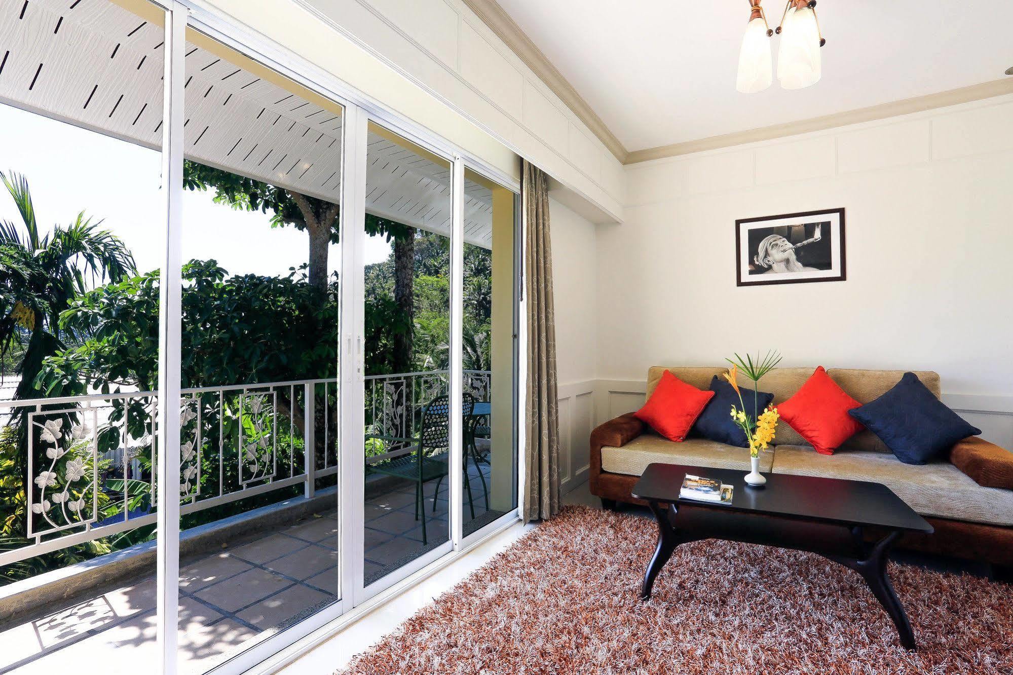 Naka Resort Kamala Beach Eksteriør billede