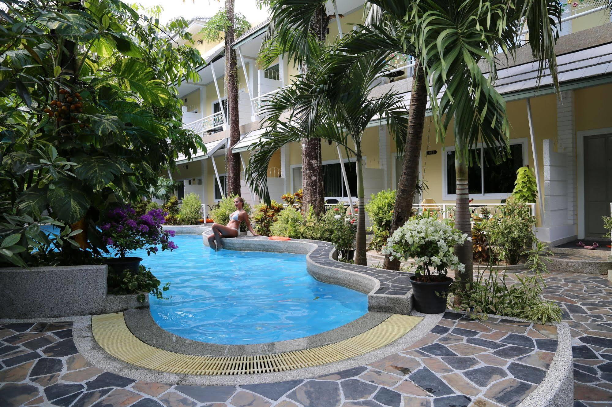 Naka Resort Kamala Beach Eksteriør billede