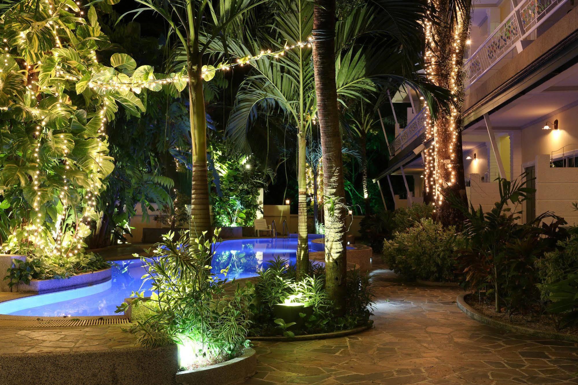 Naka Resort Kamala Beach Eksteriør billede